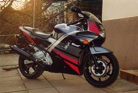 CBR 600 F